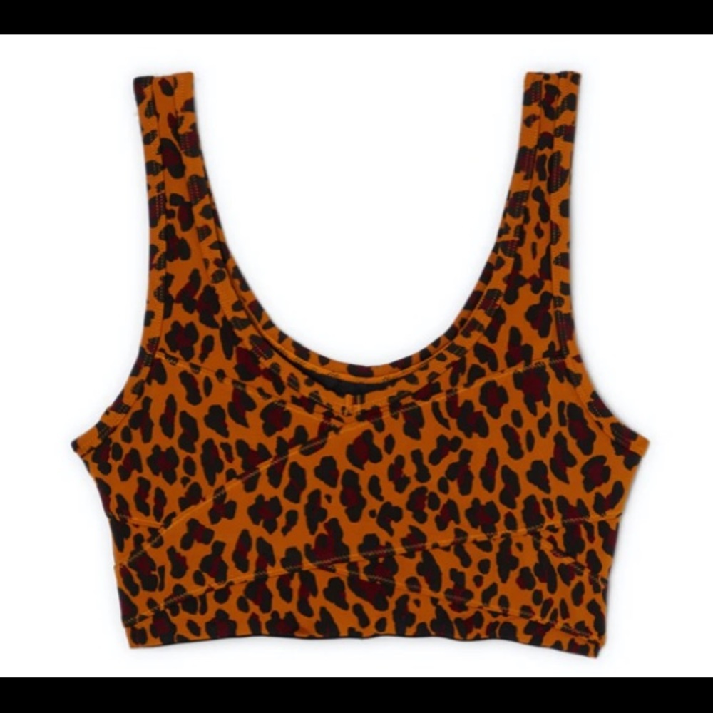Varley cheetah sports bra. NWT.